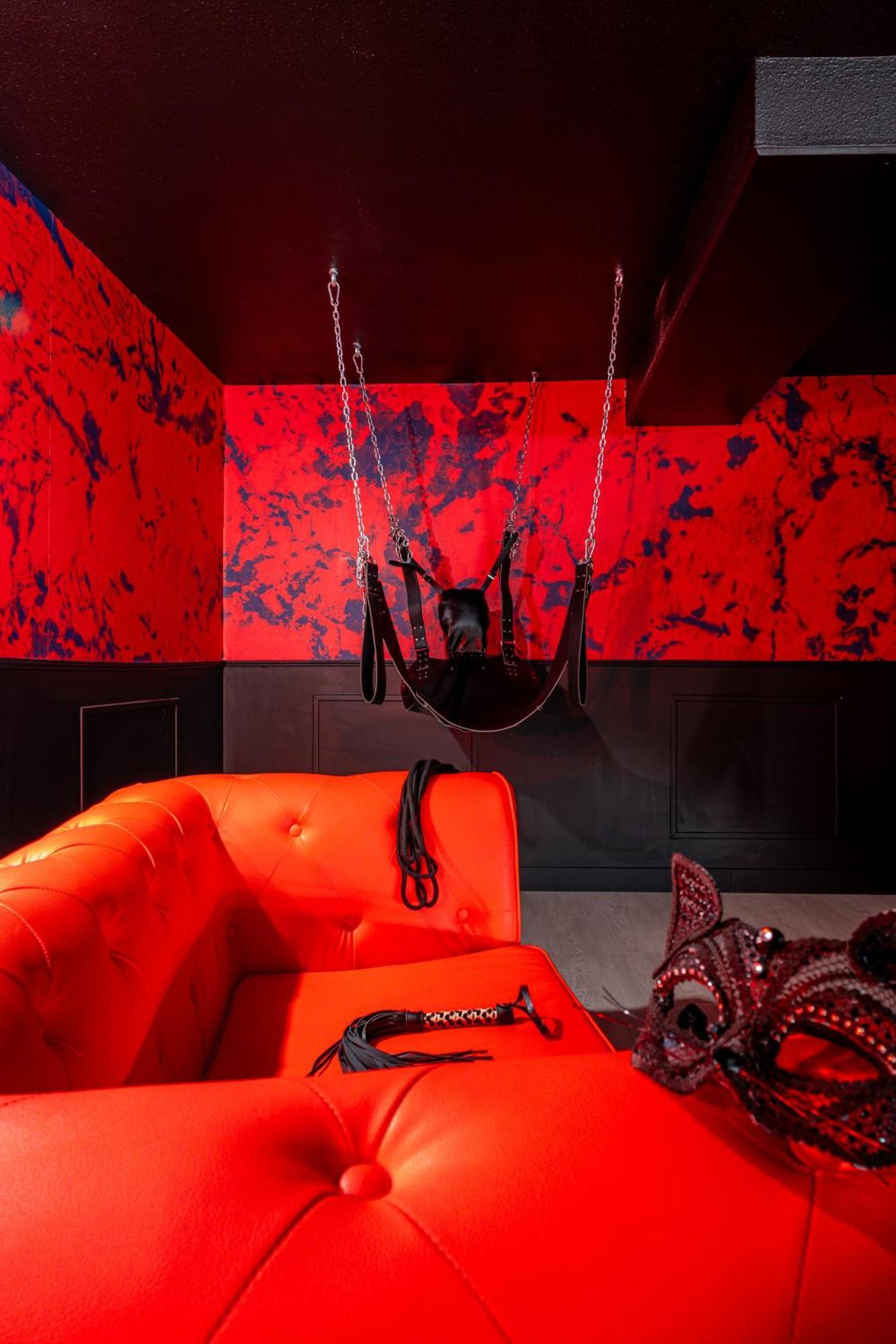 Cocon Sensuel - 50 Nuances - Les Cocons De Nath Apartment Montbeliard Bagian luar foto