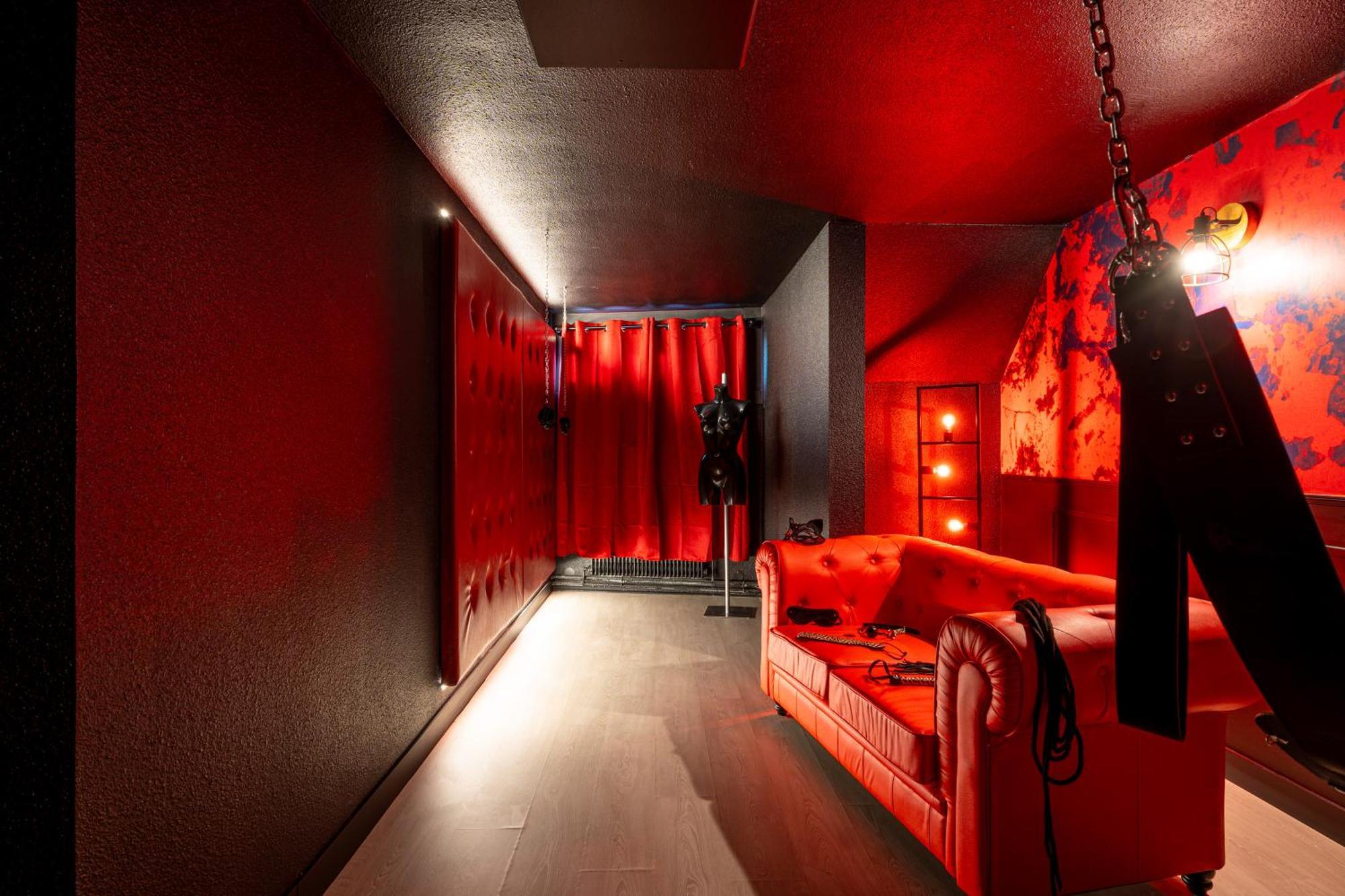 Cocon Sensuel - 50 Nuances - Les Cocons De Nath Apartment Montbeliard Bagian luar foto